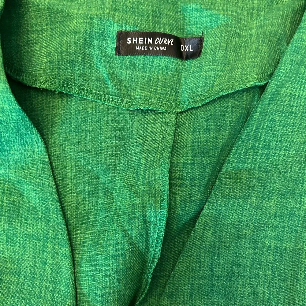 Green Women's 2 pc set - Picture 4 of 4